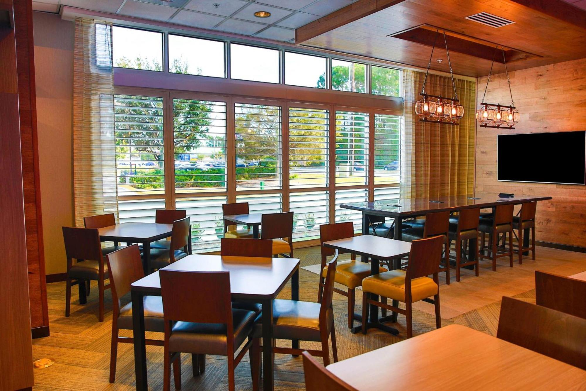 Fairfield Inn & Suites By Marriott Savannah Midtown Buitenkant foto