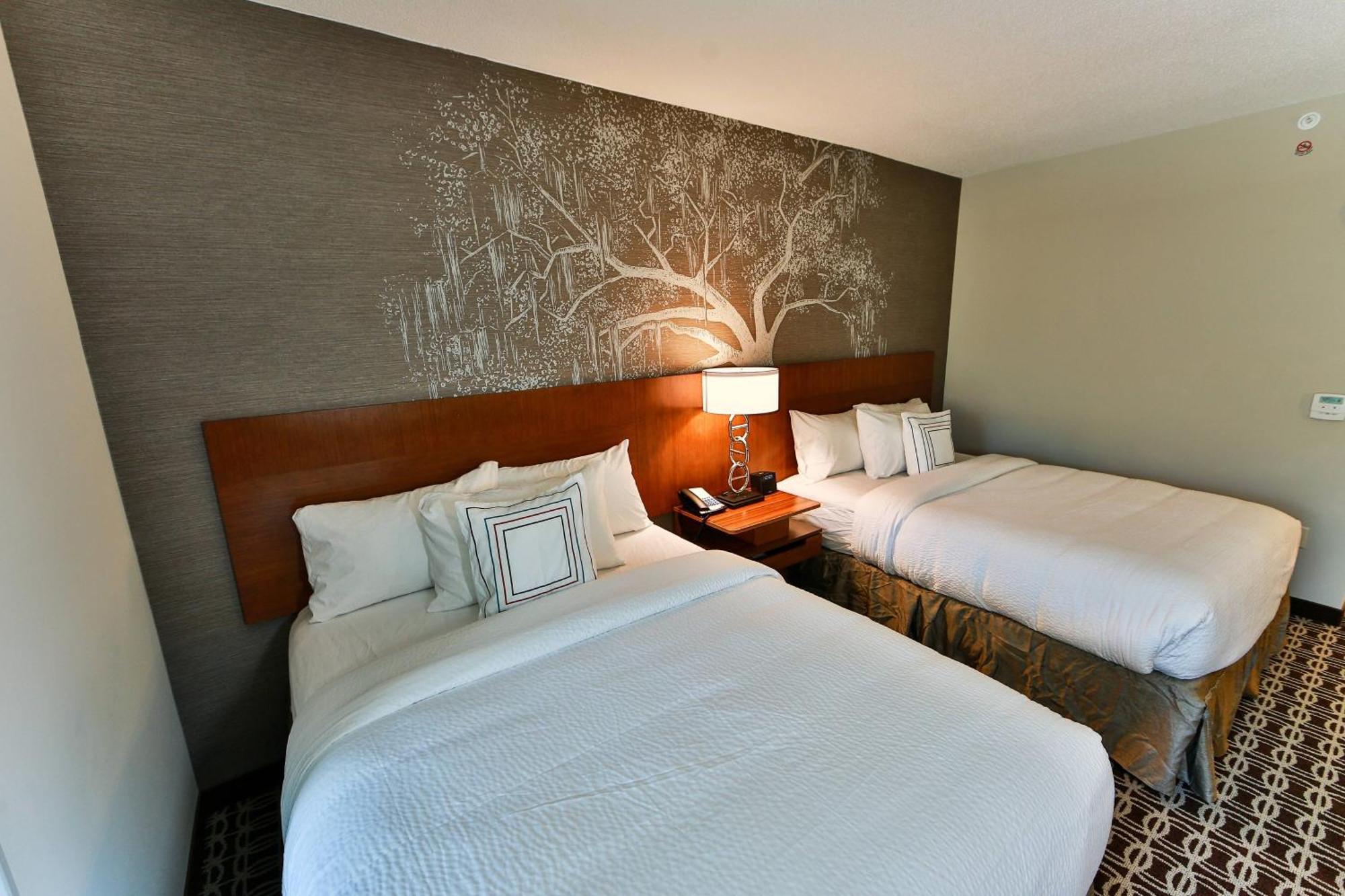 Fairfield Inn & Suites By Marriott Savannah Midtown Buitenkant foto