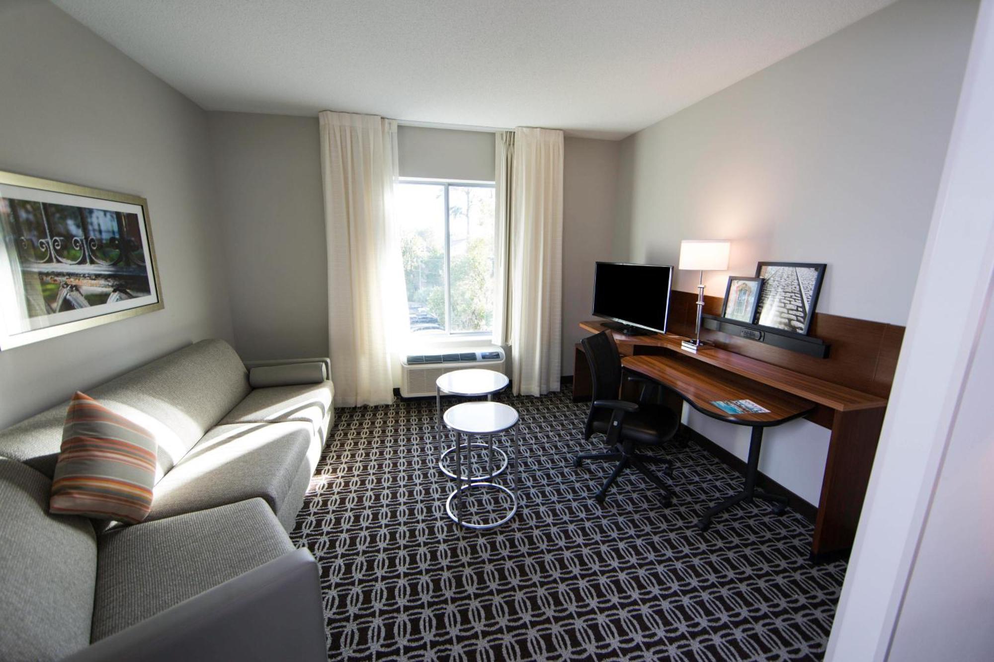 Fairfield Inn & Suites By Marriott Savannah Midtown Buitenkant foto