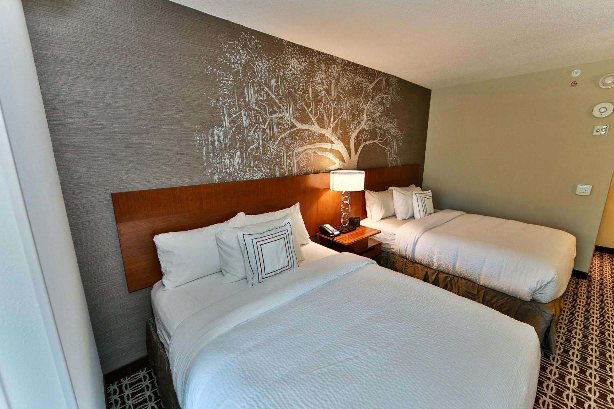 Fairfield Inn & Suites By Marriott Savannah Midtown Buitenkant foto